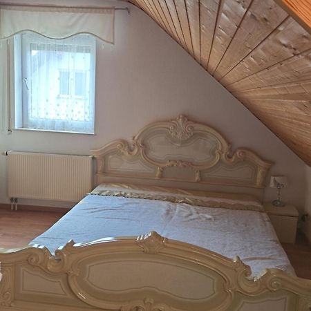 Holzfeld Apartment บอพพาร์ด ภายนอก รูปภาพ